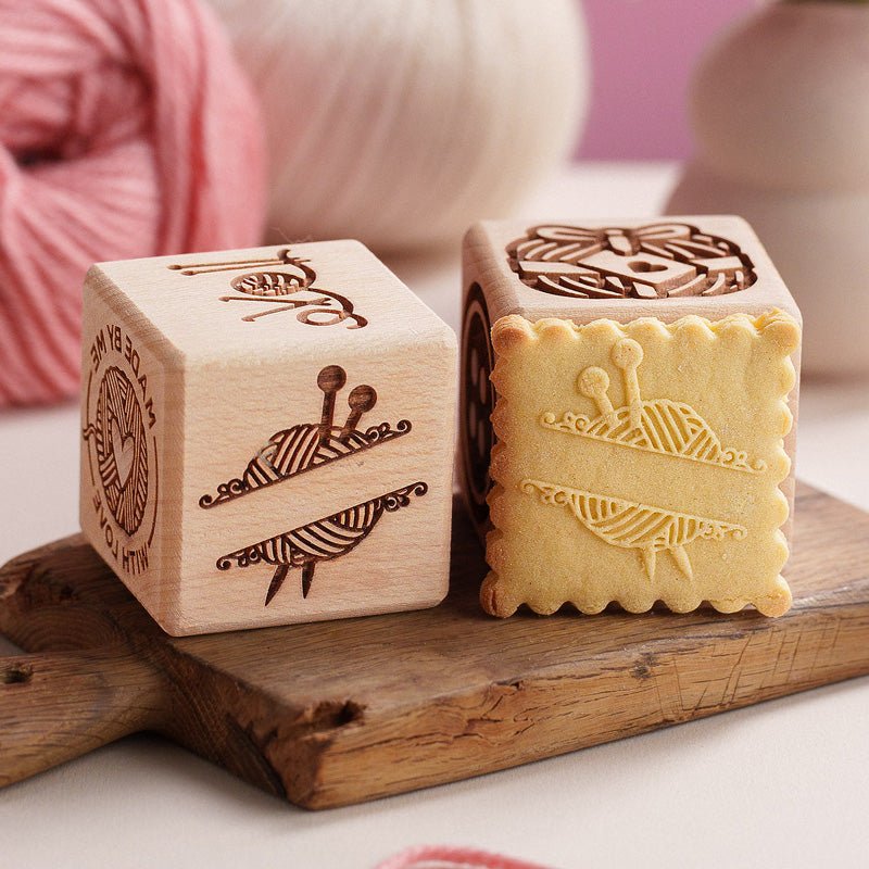 Knitting Cookie Cube - Pastrymade