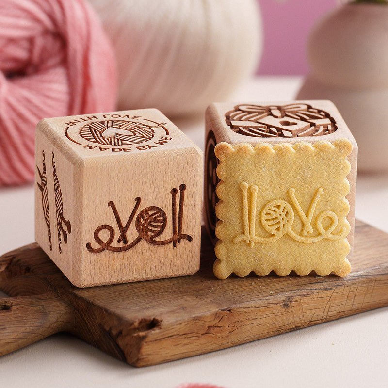 Knitting Cookie Cube - Pastrymade
